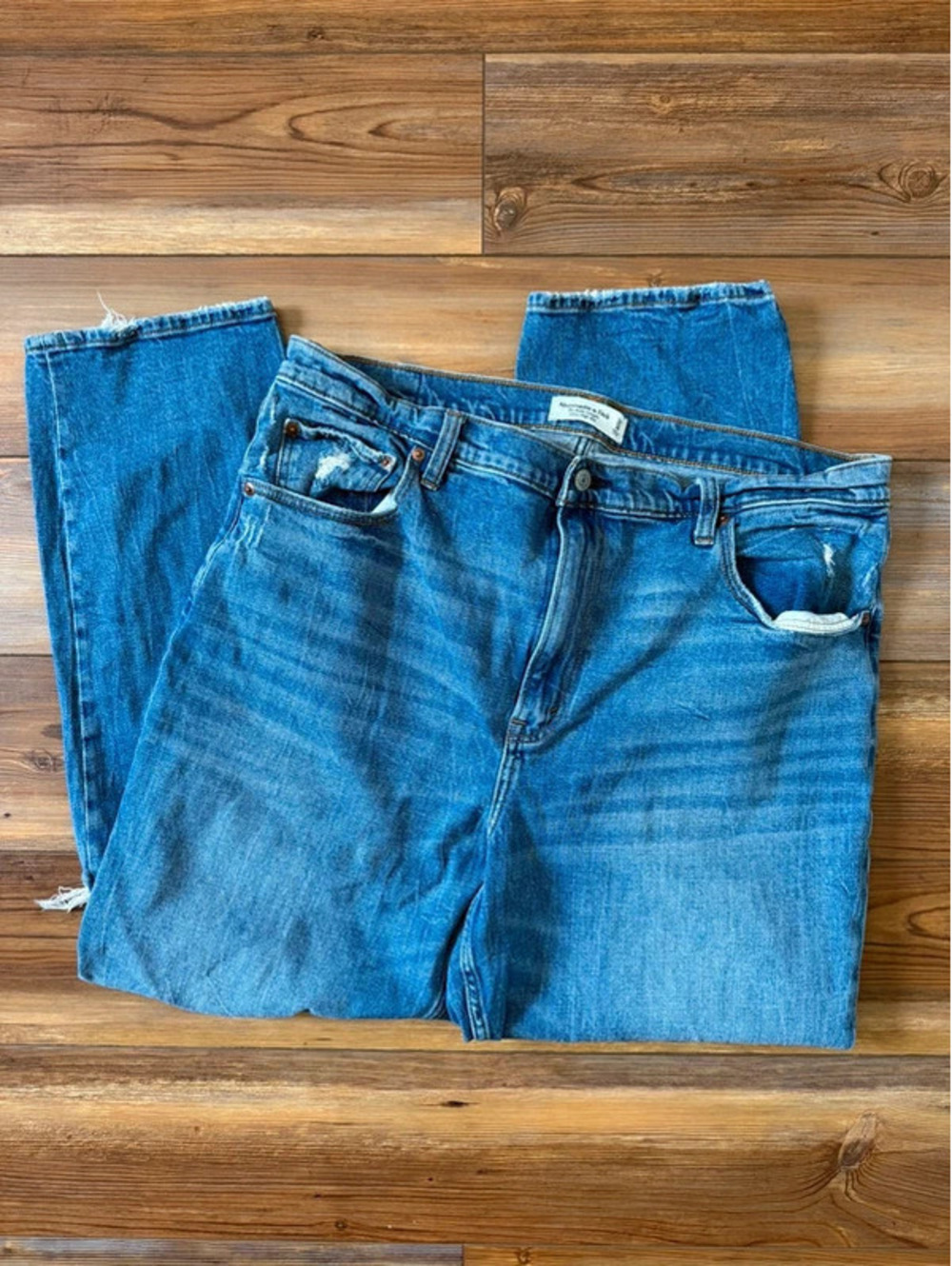 Abercrombie & Fitch ultra high rise the ankle straight jeans size 34/18 long